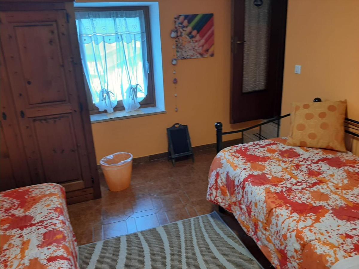 Ca' Virasolelh Hotel Macra Luaran gambar