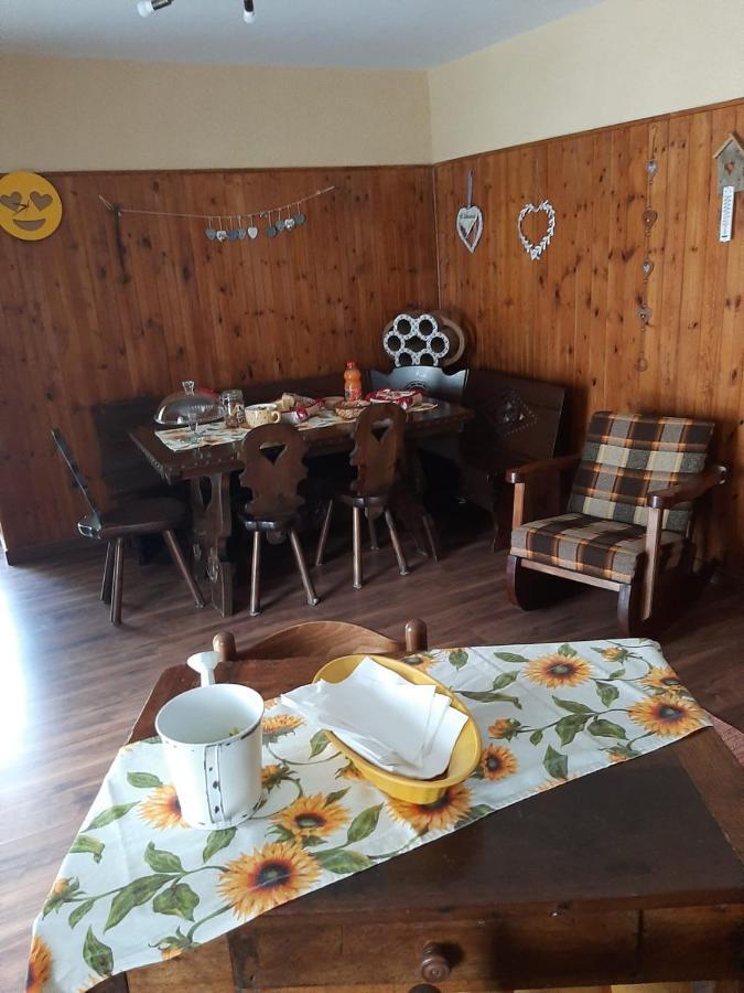 Ca' Virasolelh Hotel Macra Luaran gambar